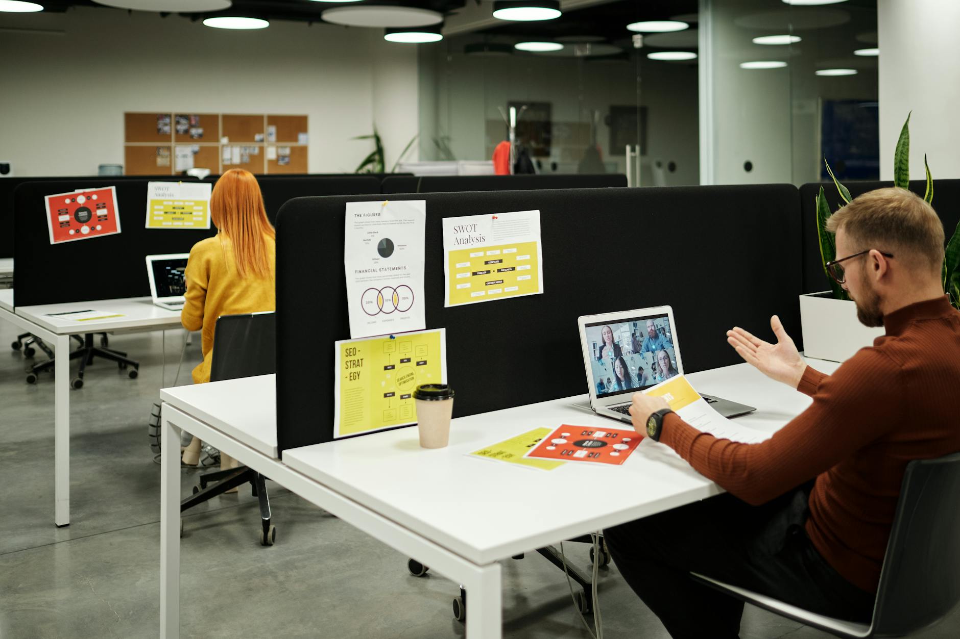 B2B SEO case study: how AI content delivers faster rankings and qualified leads - Professional photography