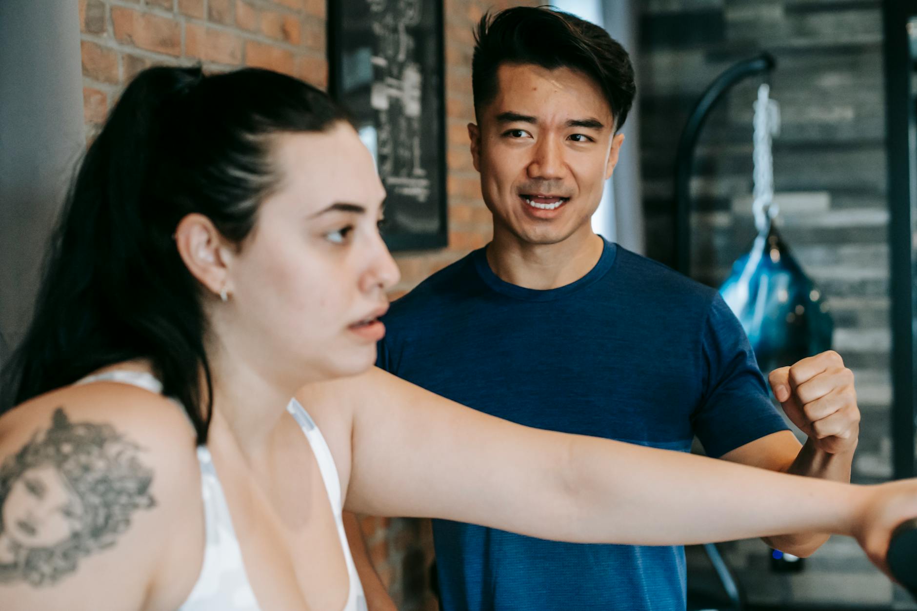 Wat maakt een small group format effectiever dan solo boksen - Premium Personal Training & Private Gym Services