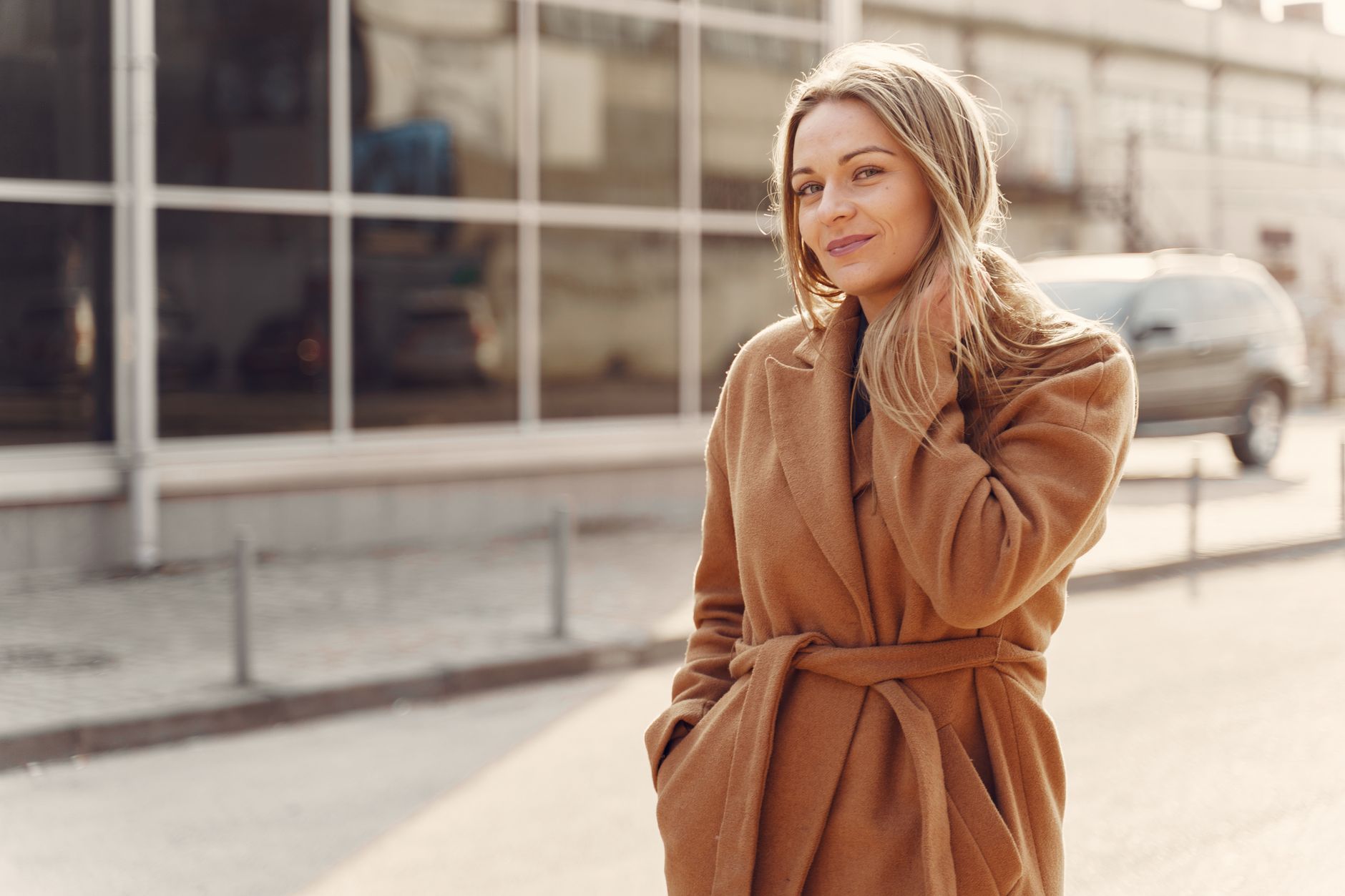 Business Casual in Switzerland: 7 Chic Office Outfits That Aren’t Overdressed