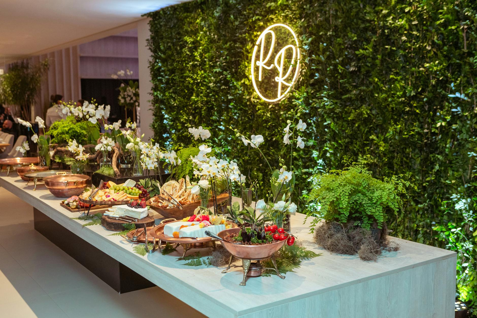 Full-service catering voor zakelijke evenementen: wat levert het op?