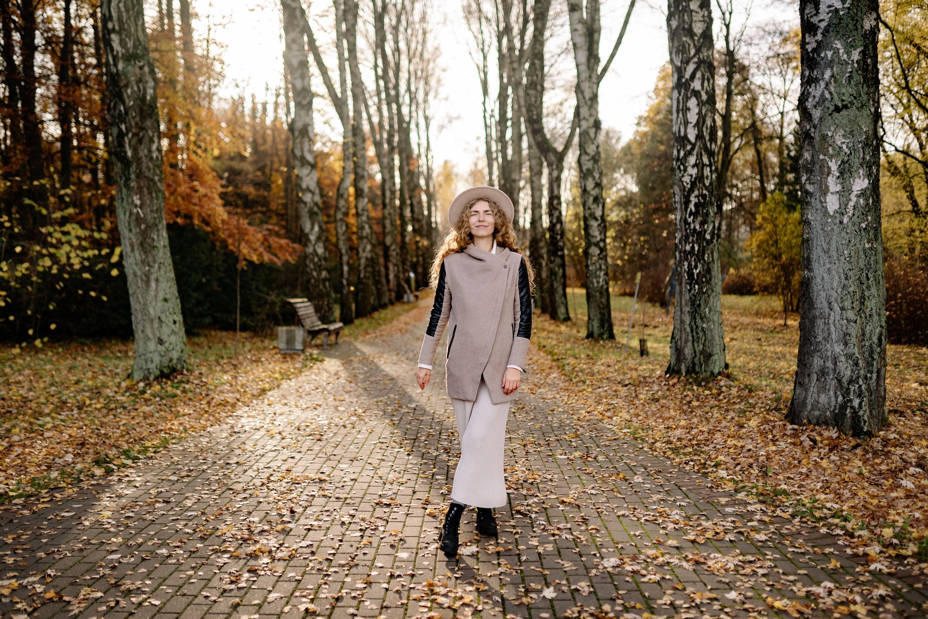 How to Build an Elegant Capsule Wardrobe for Work and Beyond