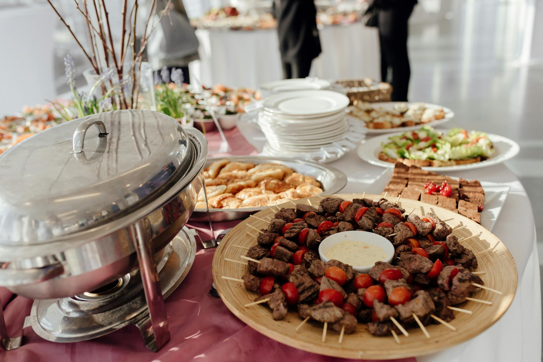 From Candlelight to Food Stations: Wedding and Event Trends