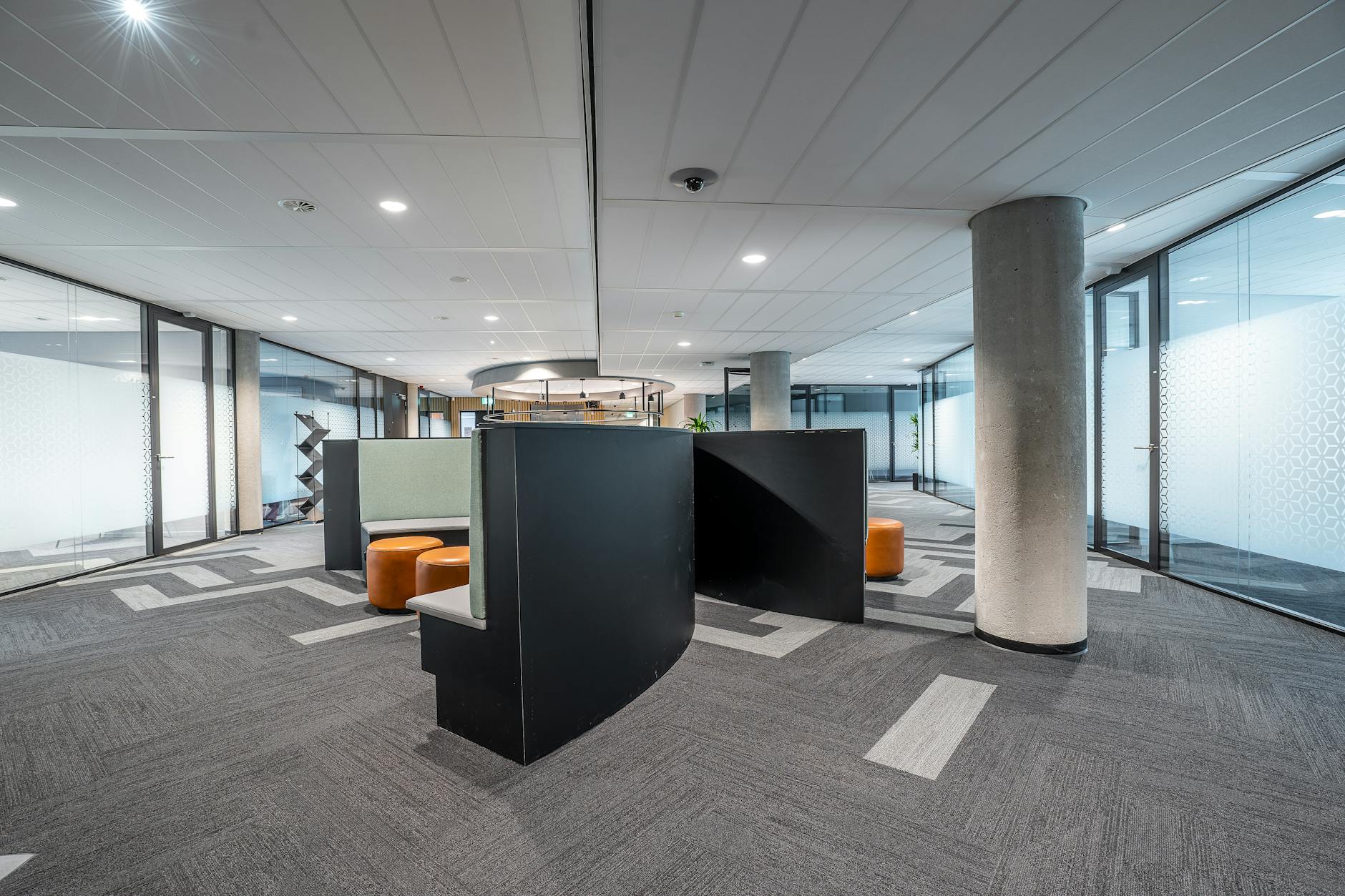 Wat bepaalt de prijs van een maatwerk keuken? - Interieurbouw
