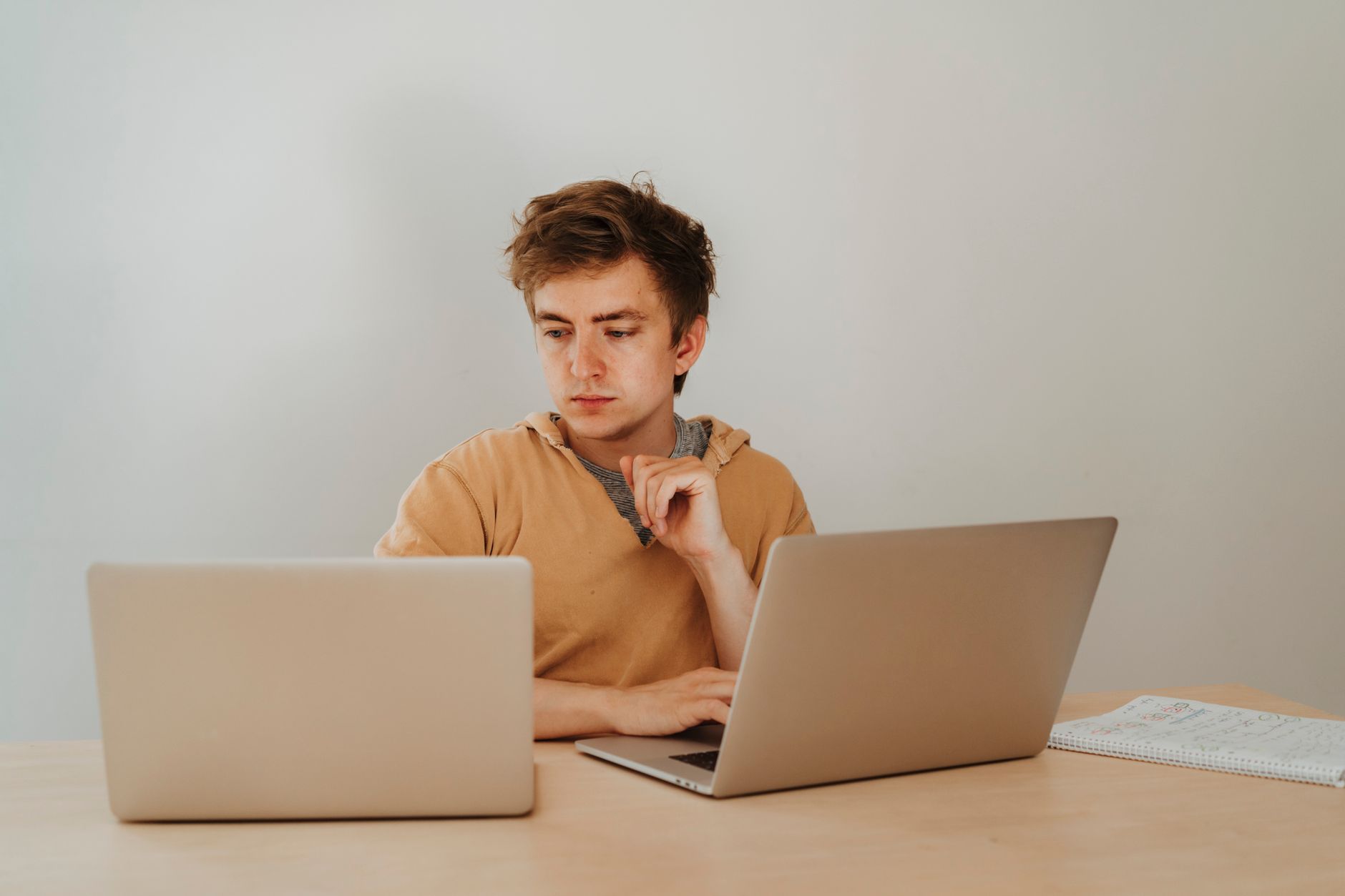 Hoe richt je een rapportage in met SEO-KPI's naast rankings? - Comparison