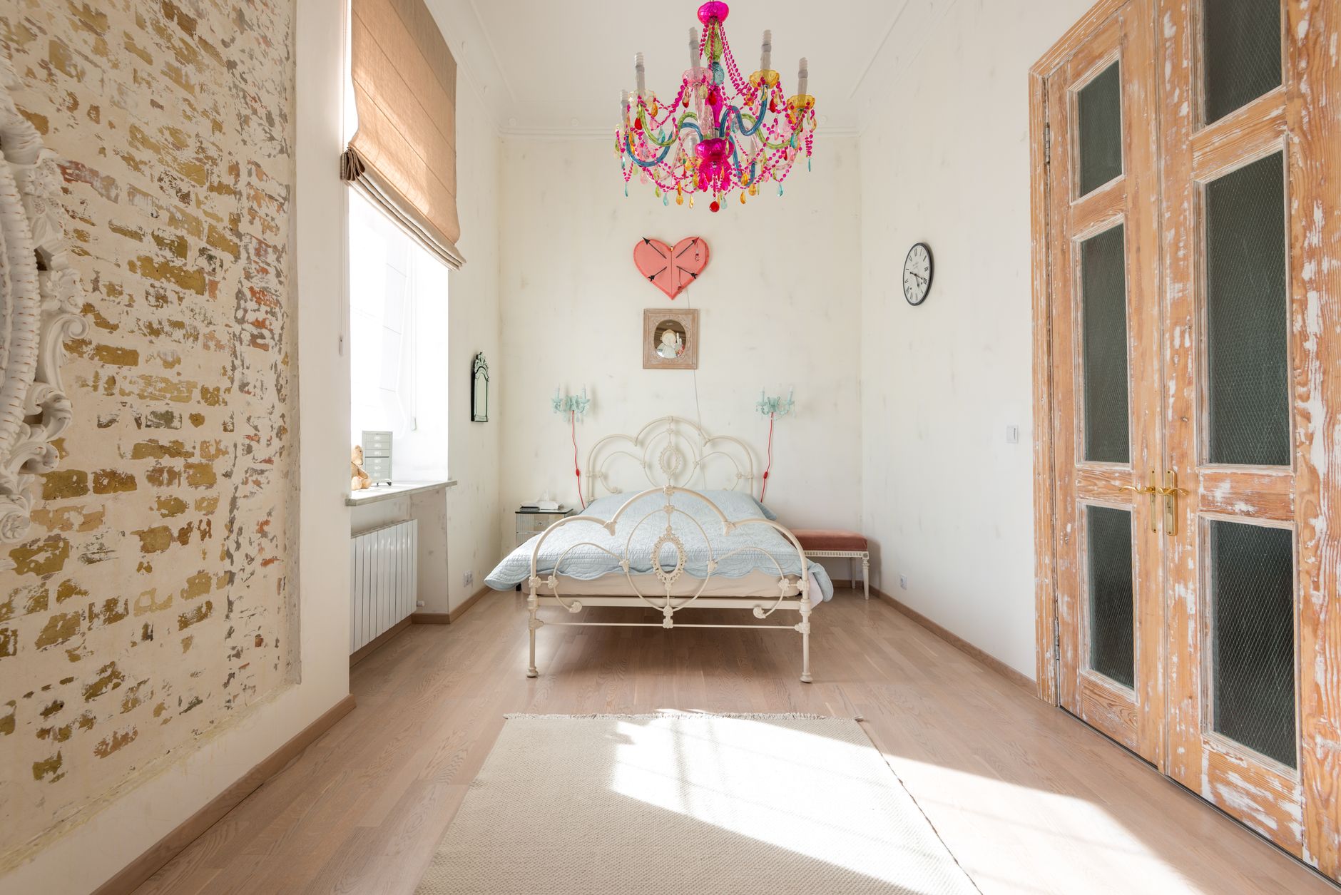Why Timeless Edits Win in Luxury Clothing and Interior Design