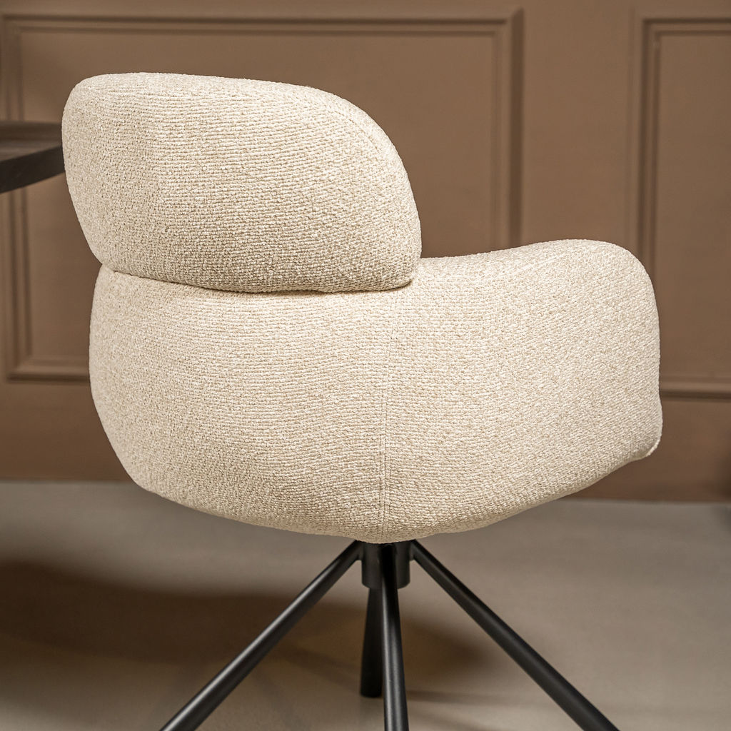 Beste eetkamerstoelen voor een luxe eethoek: waar let je op in 2026?
