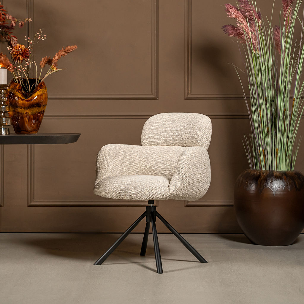 Welke maten moet je narekenen voordat je stoelen bestelt?