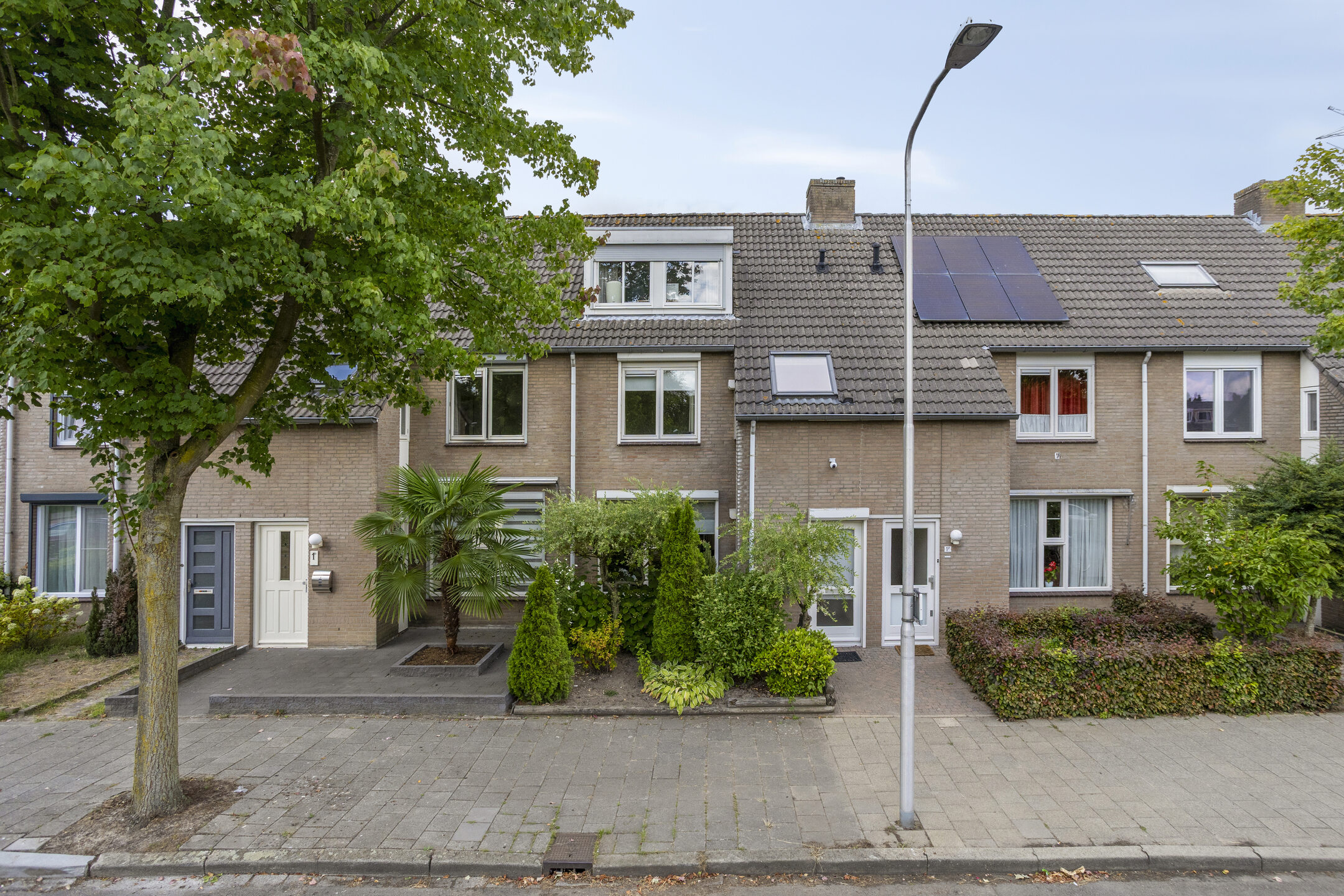 Hoe ontwikkelen huizenprijzen zich in Nuenen en de regio?
