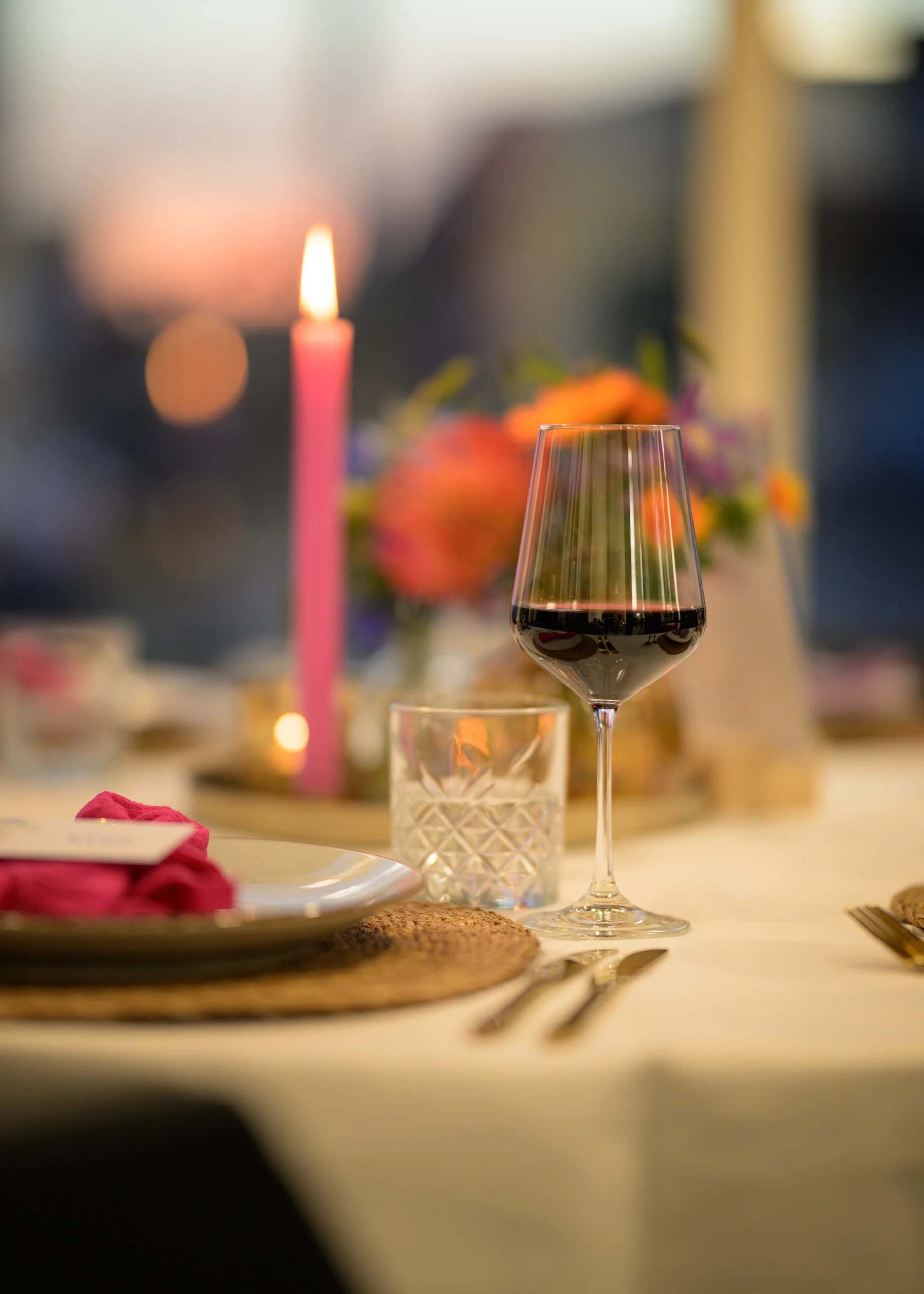 From Candlelight to Food Stations: Wedding and Event Trends